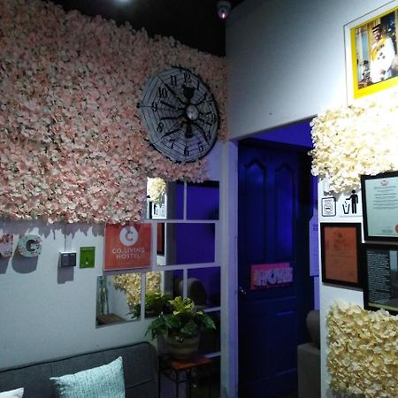 Co.Living Hostel Bandar Seri Begawan Eksteriør bilde