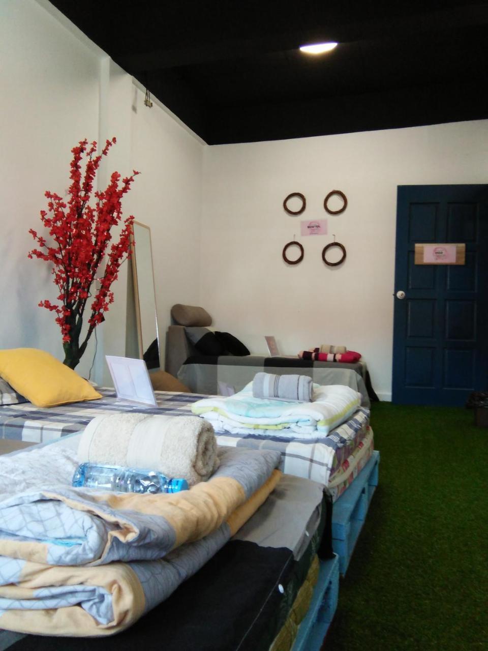 Co.Living Hostel Bandar Seri Begawan Eksteriør bilde