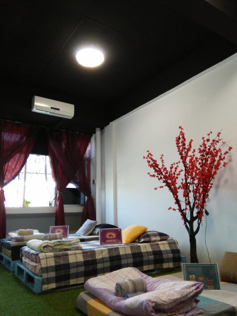 Co.Living Hostel Bandar Seri Begawan Eksteriør bilde