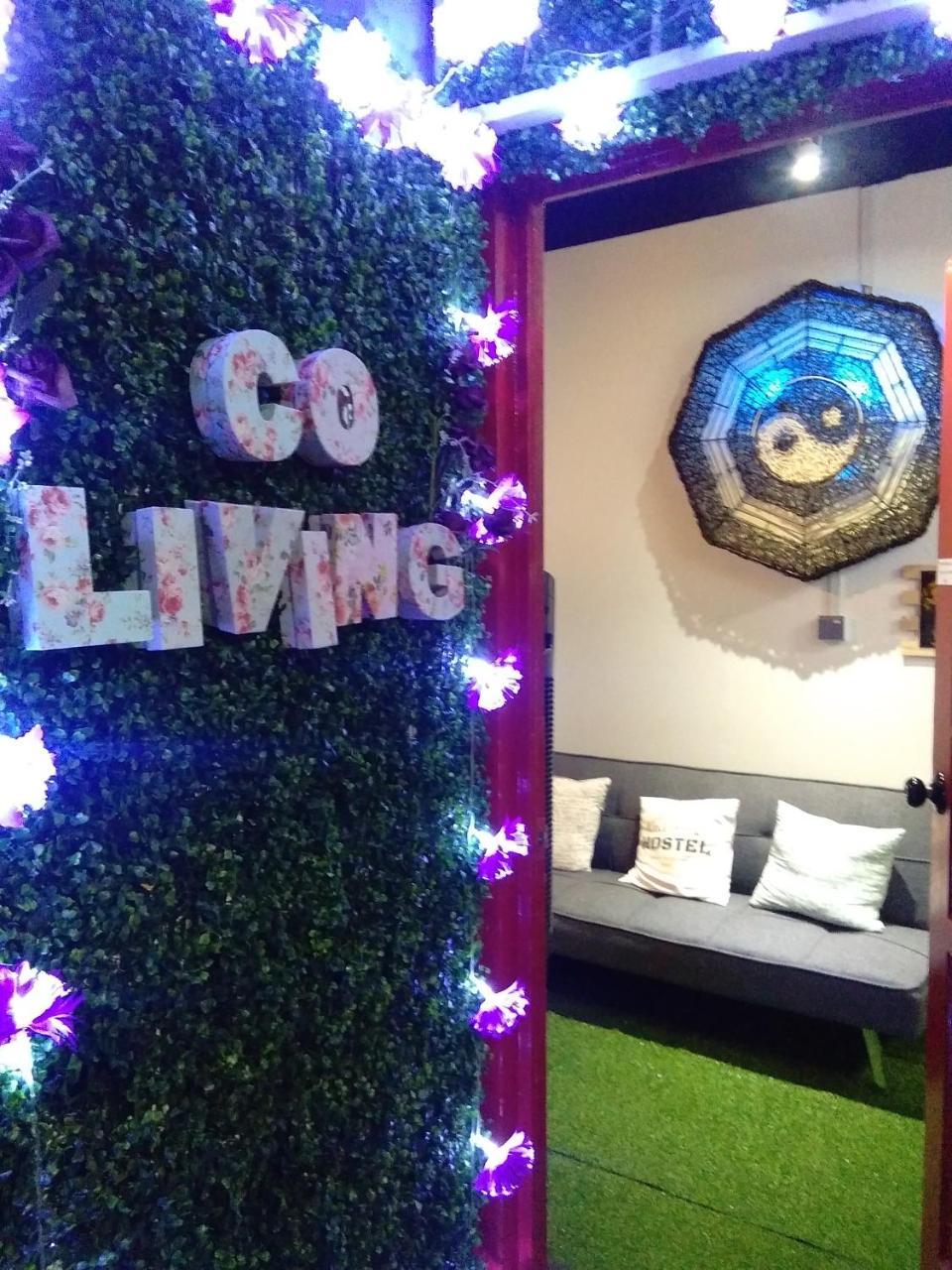 Co.Living Hostel Bandar Seri Begawan Eksteriør bilde