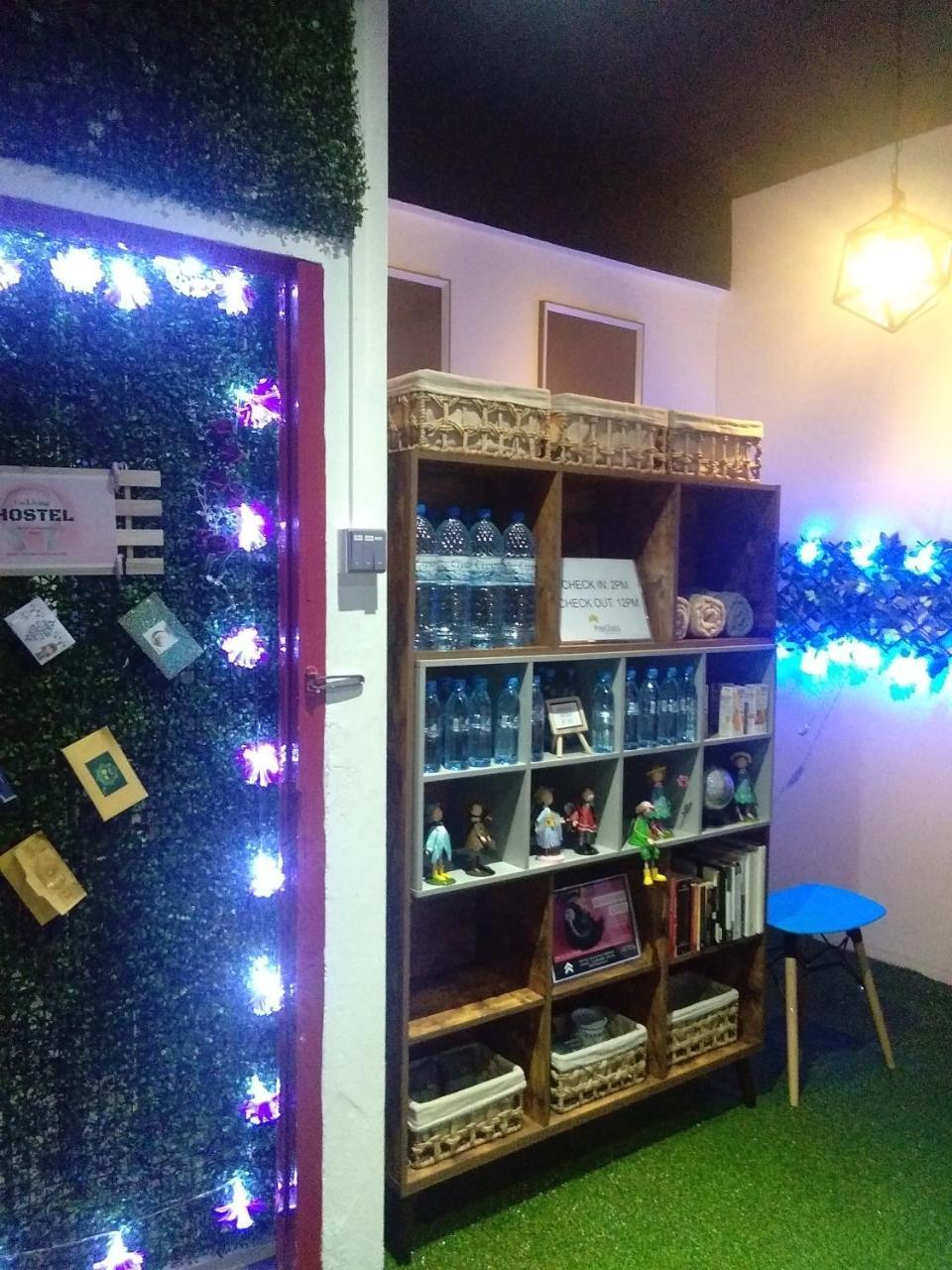 Co.Living Hostel Bandar Seri Begawan Eksteriør bilde
