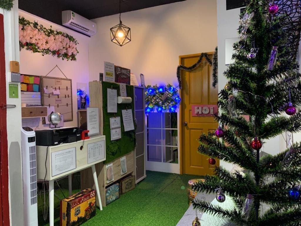 Co.Living Hostel Bandar Seri Begawan Eksteriør bilde